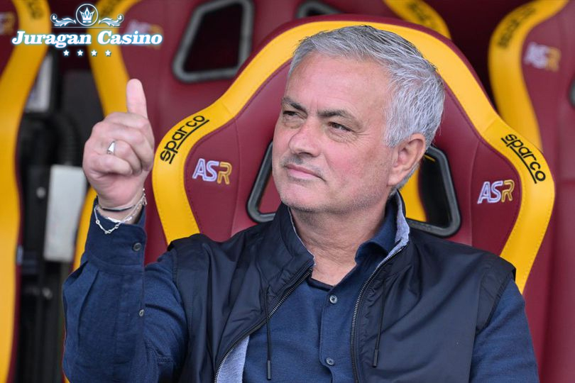 Radja Nainggolan Anggap De Rossi Lebih Baik daripada Mourinho di AS Roma