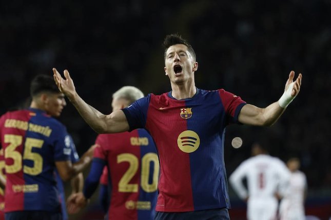 Selebrasi Robert Lewandowski dalam laga Liga Champions antara Barcelona vs Brest, Rabu (27/11/2024)