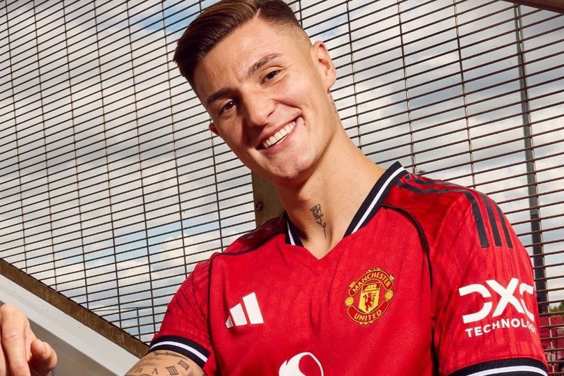 Benjamin Sesko resmi jadi pemain Manchester United (c) MUFC Official